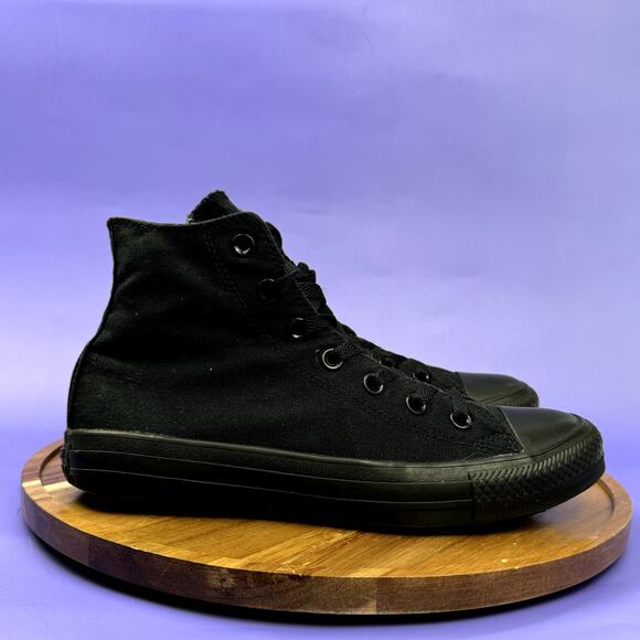 WOMENS CHUCK TAYLOR HI TOP ALL BLACK SIZE 8 - Picture 3 of 7
